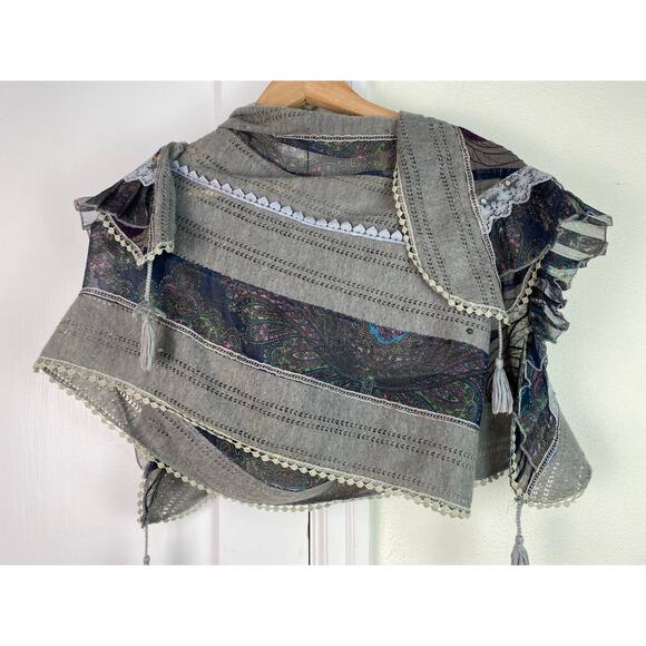 Manyus Gray Embellished Silver Studded Boho Rectangular Scarf - Picture 4 of 8